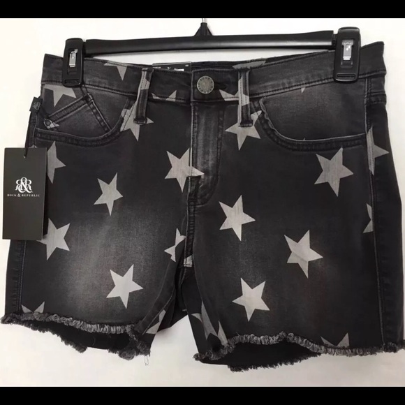 Rock & Republic Pants - Rock Republic Shorts Size 14 Gray Star MidRise New